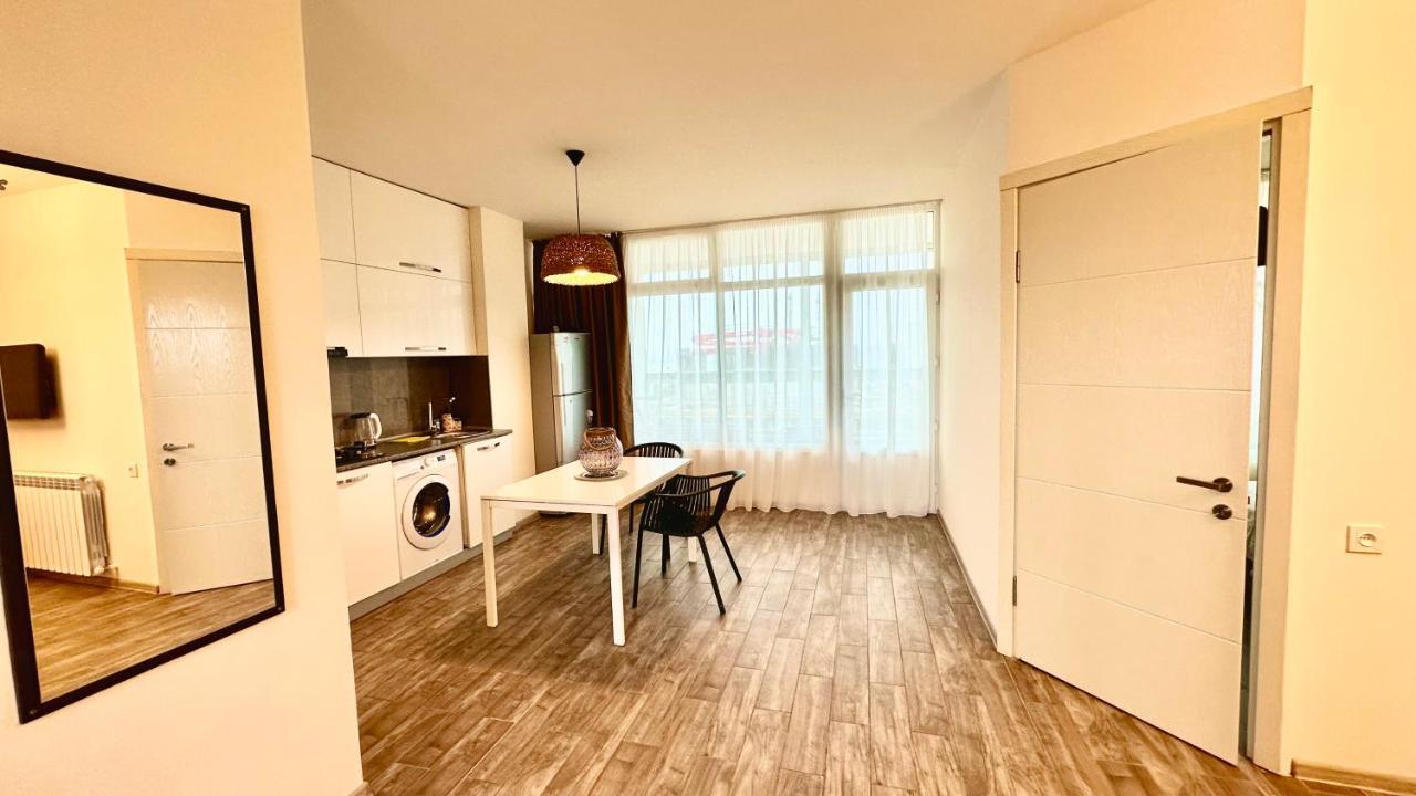 Magnolia Apartment Terrace 3 Μπατούμι Εξωτερικό φωτογραφία