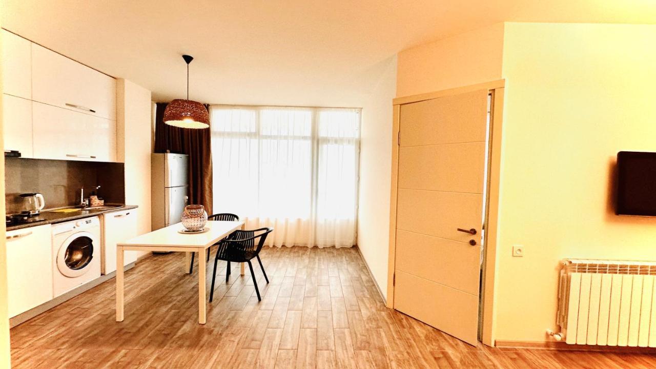Magnolia Apartment Terrace 3 Μπατούμι Εξωτερικό φωτογραφία